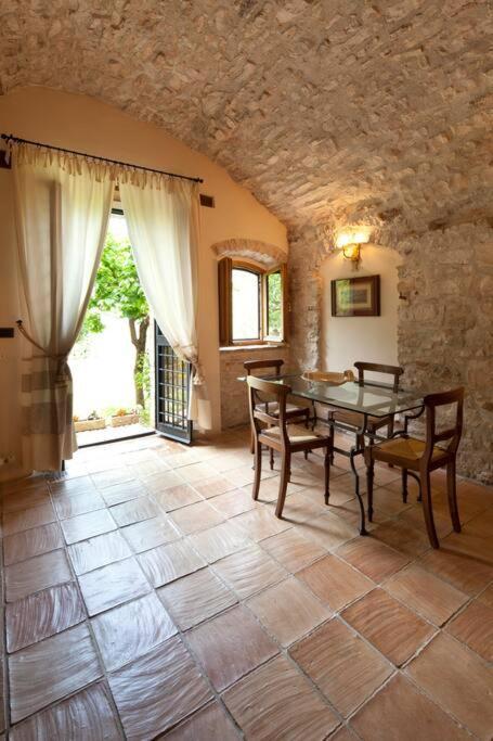 All Stone Horse Stable Converted To Elegant Apartment - Baltimora Spoleto Esterno foto