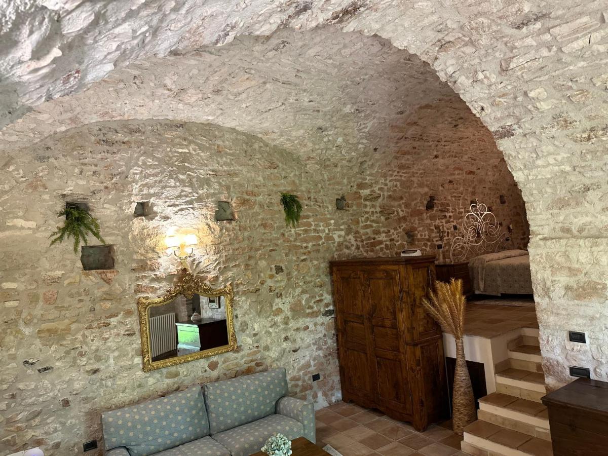 All Stone Horse Stable Converted To Elegant Apartment - Baltimora Spoleto Esterno foto